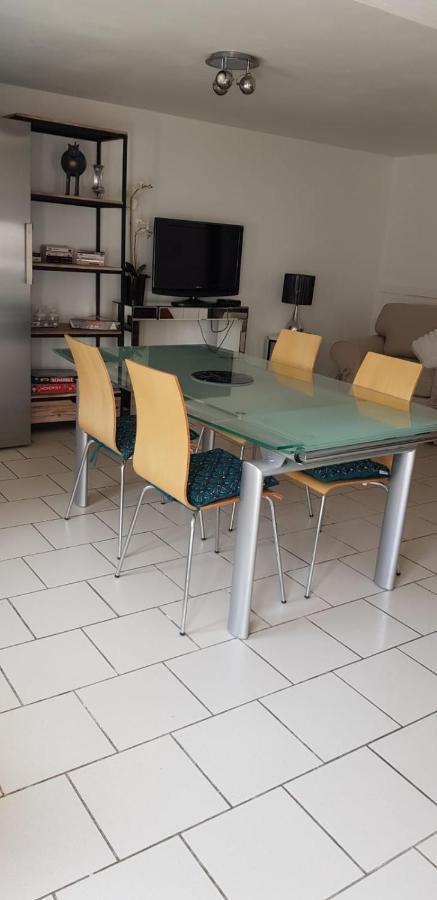 Maison au coeur d'un village près d'Angoulême Champniers  Extérieur photo